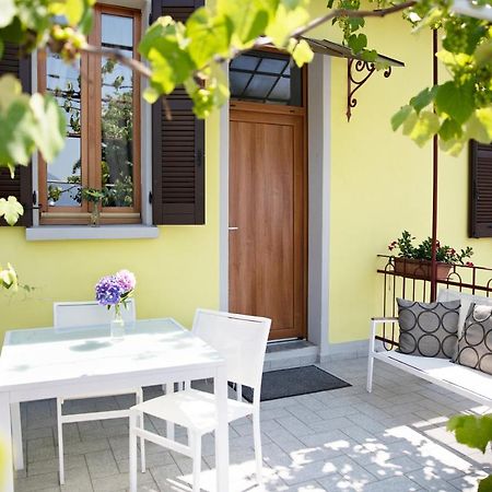Charming Moment Di Villa Porta - La Vigna Luino Exterior photo