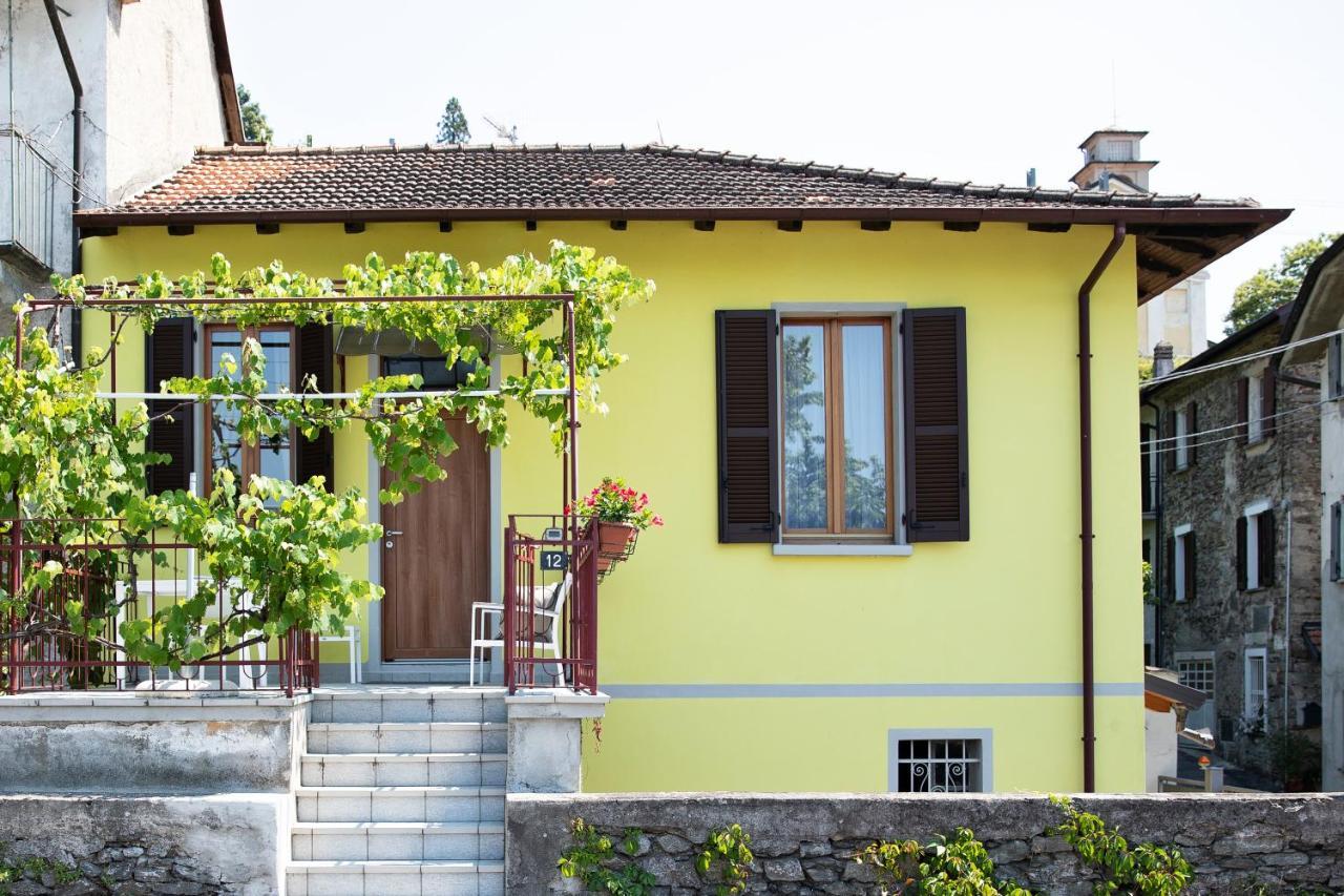 Charming Moment Di Villa Porta - La Vigna Luino Exterior photo